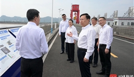 川觀新聞8月22日?qǐng)?bào)道：王曉暉在自貢市樂山市調(diào)研時(shí)強(qiáng)調(diào)：進(jìn)一步鍛長板補(bǔ)短板推動(dòng)高質(zhì)量發(fā)展，為奮力譜寫中國式現(xiàn)代化四川新篇章作出更大貢獻(xiàn)